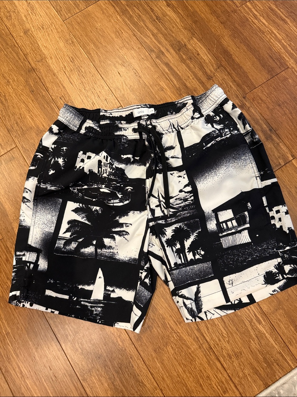 ONIA “The Charles” Black and White Scenic Photo-Print Swim Shorts